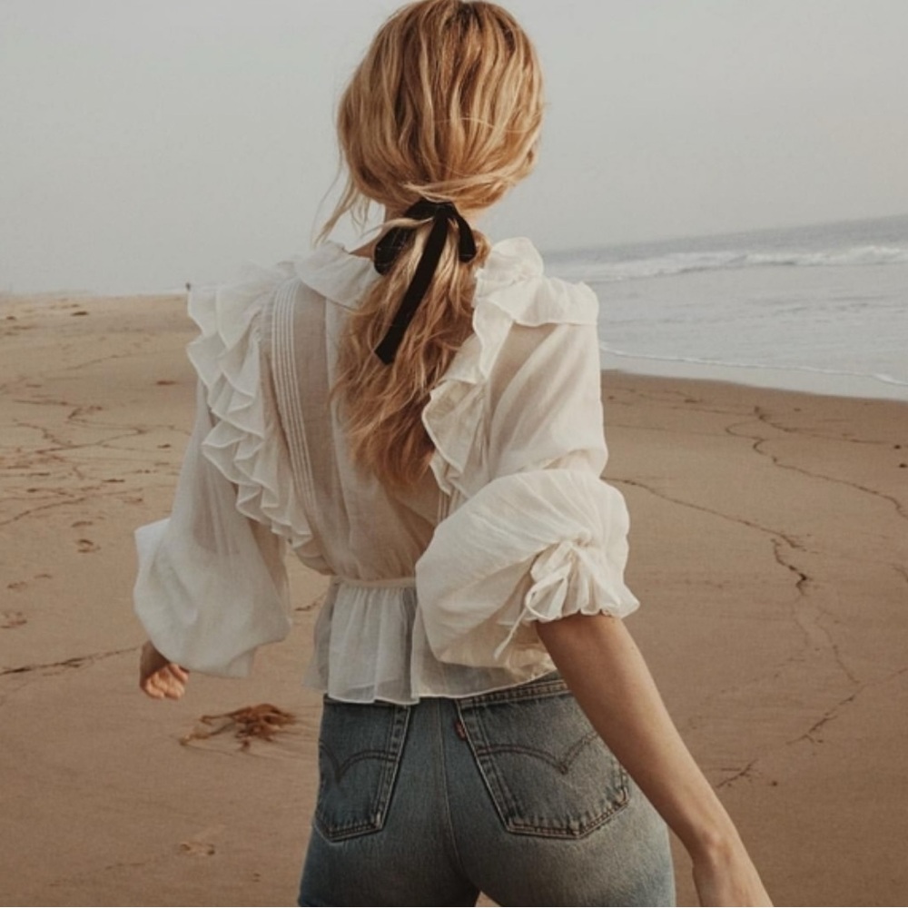 Doen White Ruffle Blouse - Picture 3 of 10